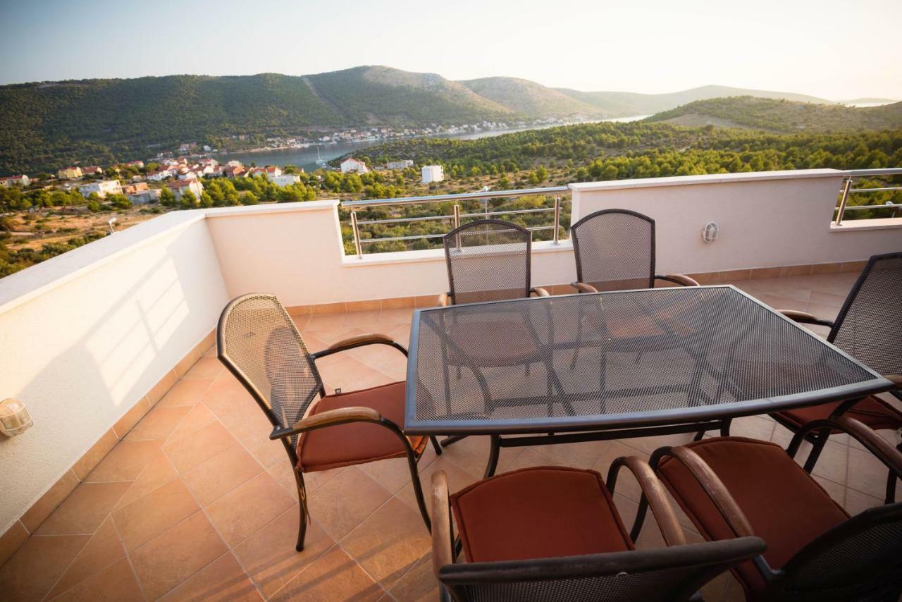 Apartmani Bare I Danica Grebaštica Exterior foto